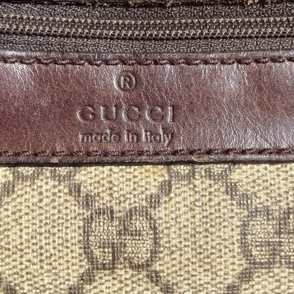 Authentic Gucci Crossbody/Messenger - Picture 5 of 8